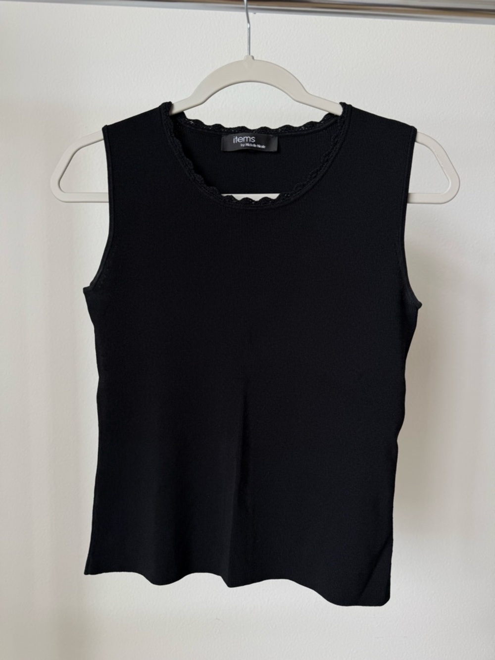 Michelle Nicole Black Ribbed Scallop Neck Tank